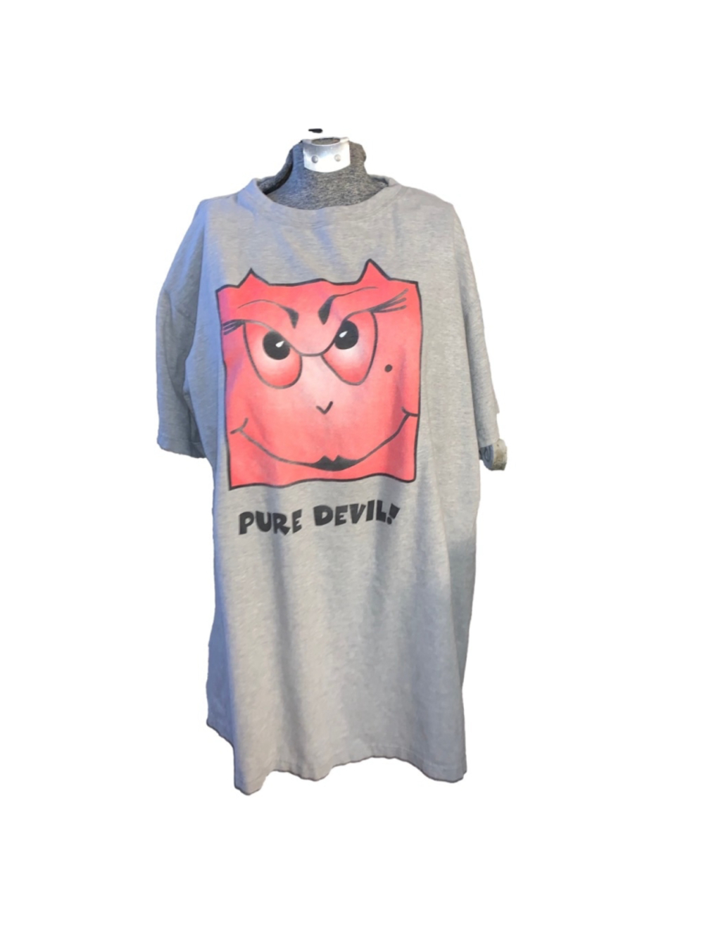 La vie en rose grey t-shirt nightgown with a red devil cotton one size